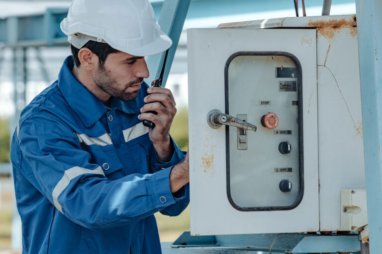 badosante-elettricista-servizio-impianto-e-installazioni-in-cantieri-2