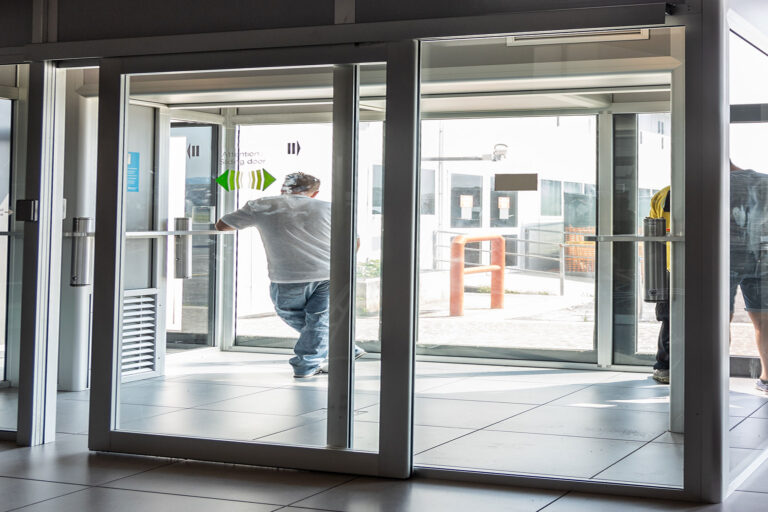 badosante-elettricista-servizio-automazioni-motorizzazioni-14